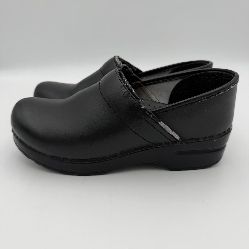 Dansko professional black leather comfort nursing clogs women's US 8 EU 38